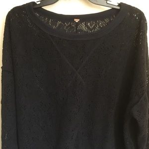 Free People soft lace top. Size small.